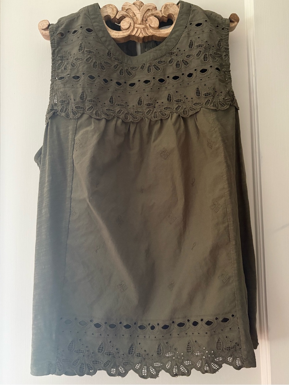 Lucky Brand Eyelet Sleeveless Women's Blouse